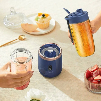 Mini portable juicer
